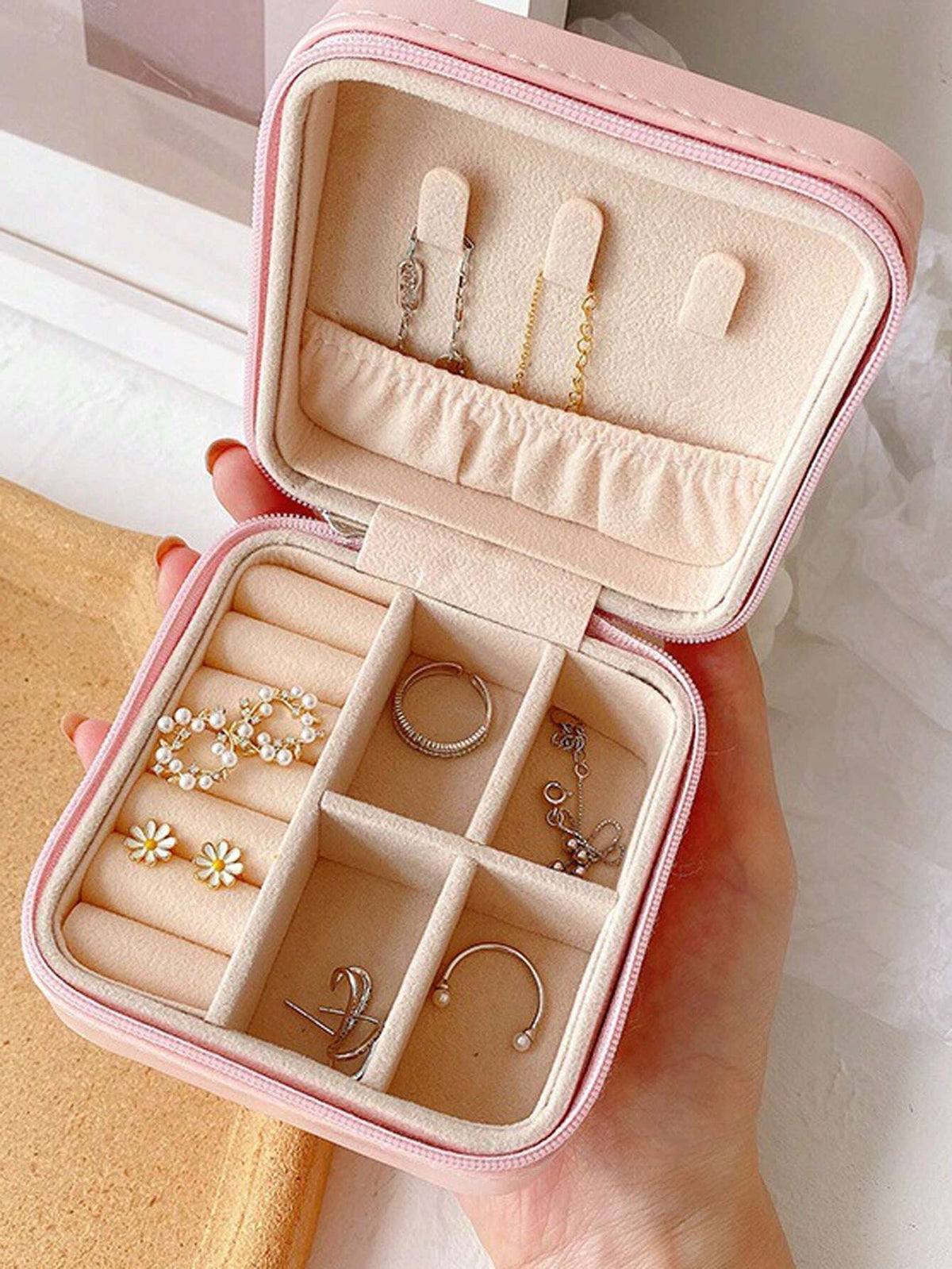 Jewelry Storage Box | Leather Jewelry Organizer (Random Color)