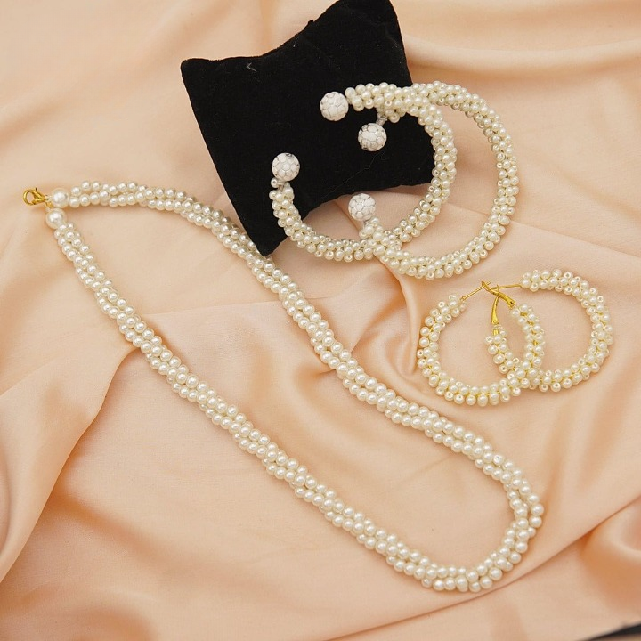 Women Pearl Elegant Jewelry Set | Bracelet, Necklace and Earrings Pearl Set(White)