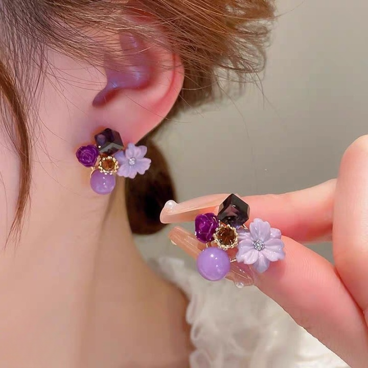 Flower Crystal Korean Earrings | Elegant Women’s Fashion Jewelry in Multiple Colors