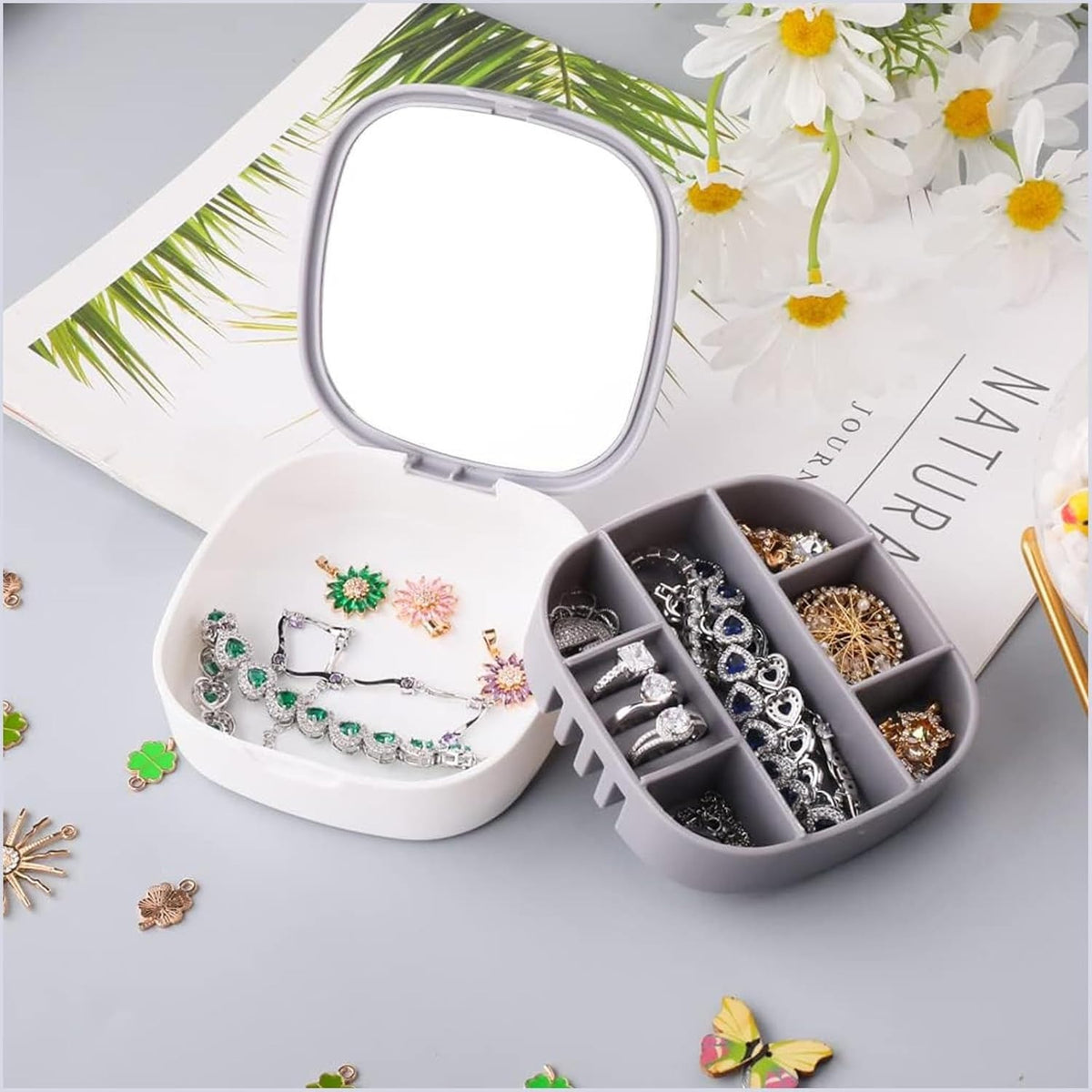Portable Mini Jewelry Storage Box with Built-In Mirror (Random Colour)