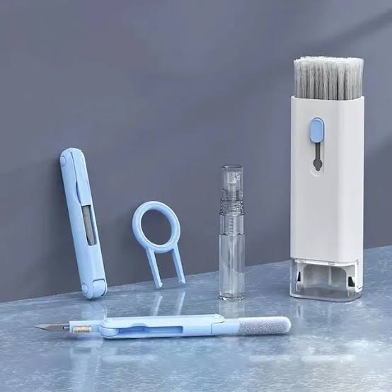 Keyboard Cleaning Kit | 7-in-1 Brush Kit | Earphone Cleaning | Pen & Keycap Puller Tool Set