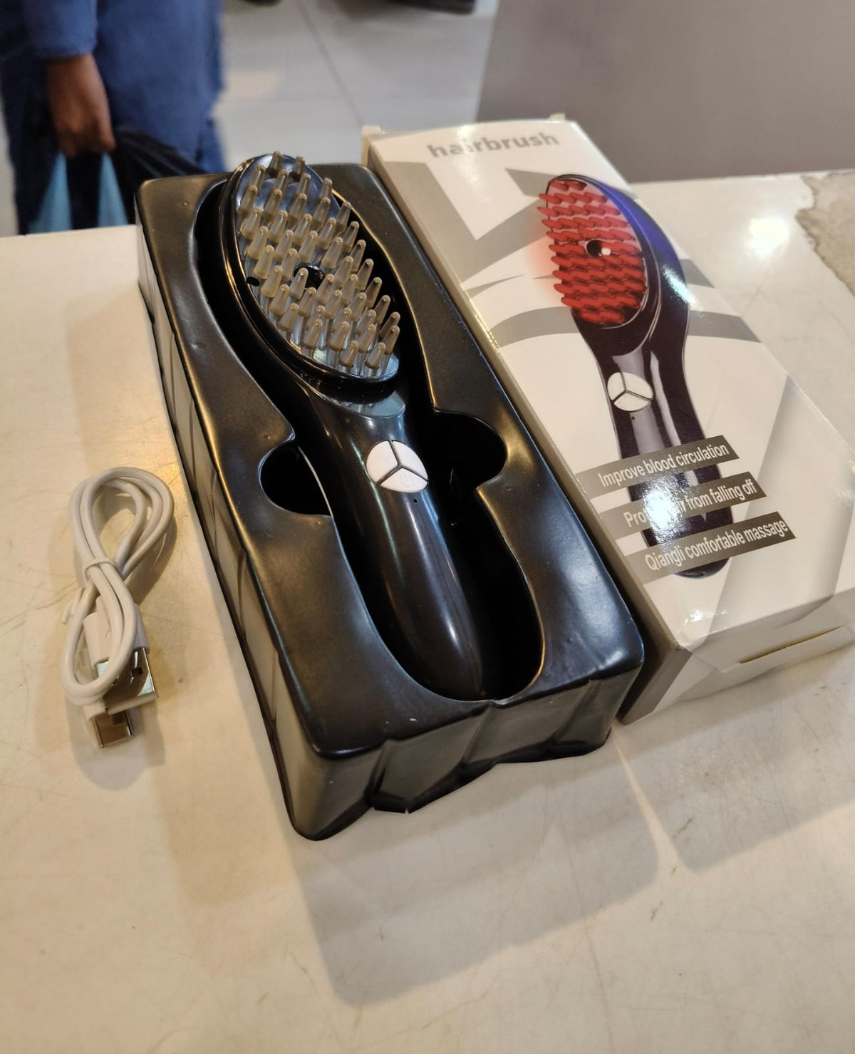 Electric 3D Scalp Massage Comb with Steam Spray & Red Blue Light Therapy - Haircare Accessory