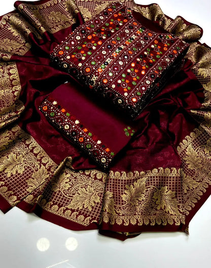 3 Pcs Women's Unstitched Embroidered Suit