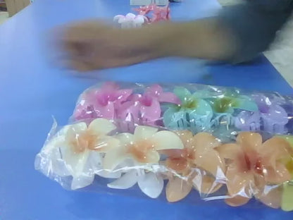 Large Flower Hair Clip | Hair Clip For Women | 1 Piece Hair Clip (Random Color)